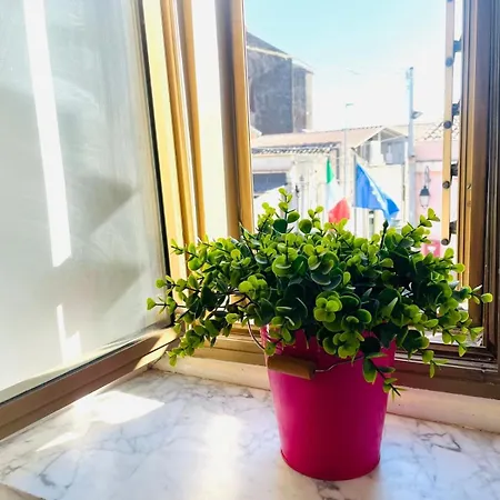 La Dama Dell'etna Frühstückspension *