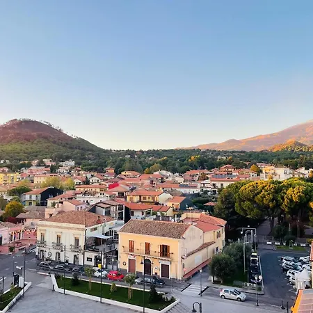 La Dama Dell'etna