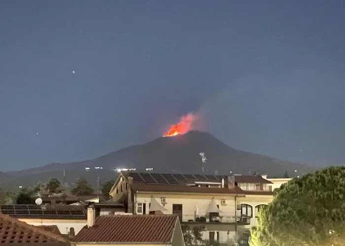 La Dama Dell'etna 3*